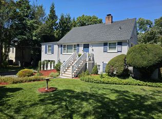33 Miltiades Ave, Riverside, CT 06878