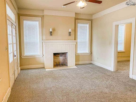 5th image of 1715 Giddings St