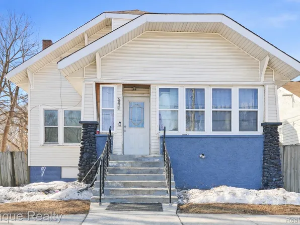 5834 Wayne Rd, Romulus, MI 48174