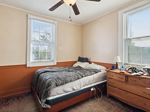 3rd image of 302 S Genois St #302