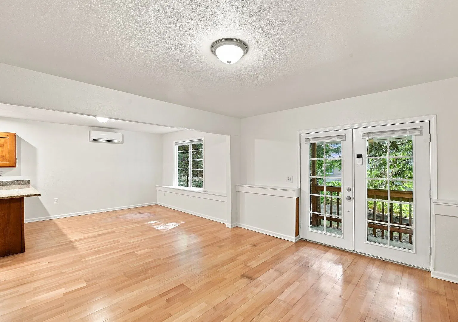 1Bd/1Ba Sammamish Condo — Photo 4