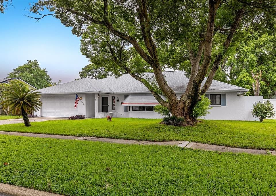 1st image of 521 FERNWOOD DRIVE