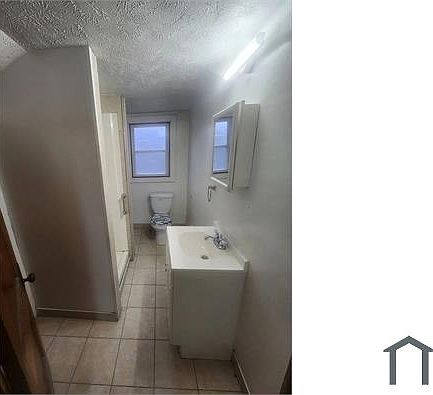2nd image of 3763 E 154th St