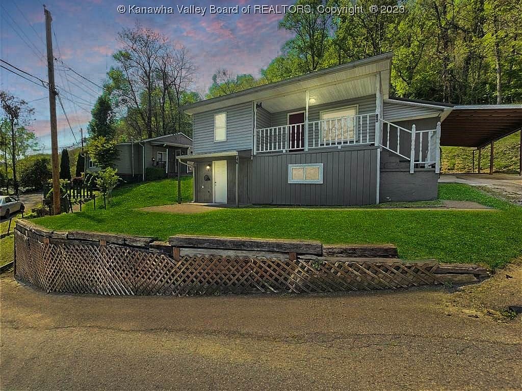 46 Clinton Cline Dr, Chapmanville, WV 25508 Zillow