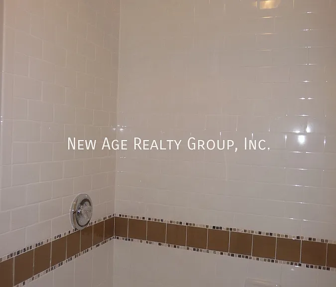 4018 Spring Garden St #2R — Photo 5