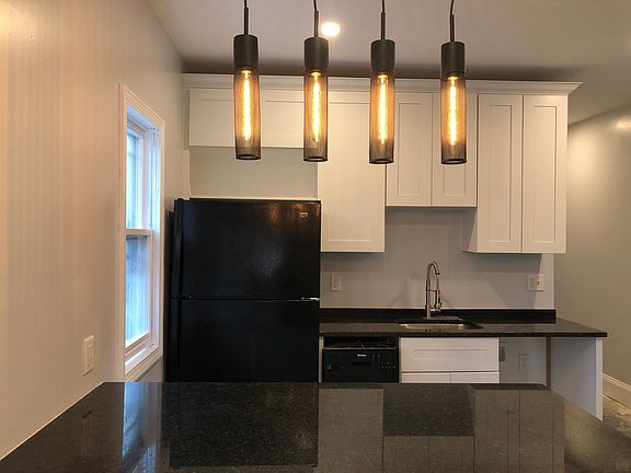2nd image of 368 Park St