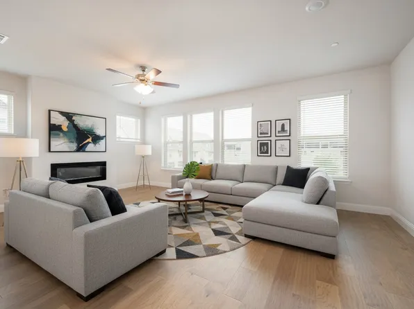 341 Baker Dr, Plano, TX 75074