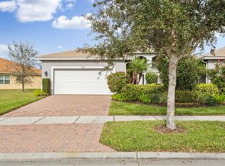 15624 Aurora Lake Cir, Wimauma, FL 33598