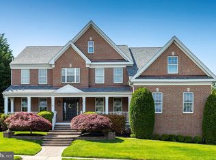1 Cranbury Hill Ct, Mount Laurel, NJ 08054