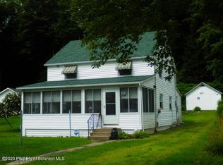 224 W Shore Dr, Lake Ariel, PA 18436