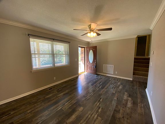 3rd image of 5439 Long Hollow Rd