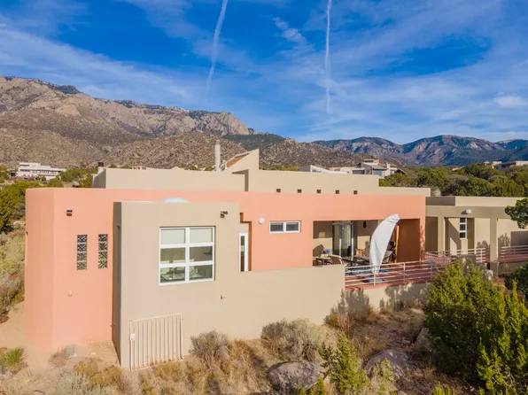 347 Paintbrush Dr NE, Albuquerque, NM 87122