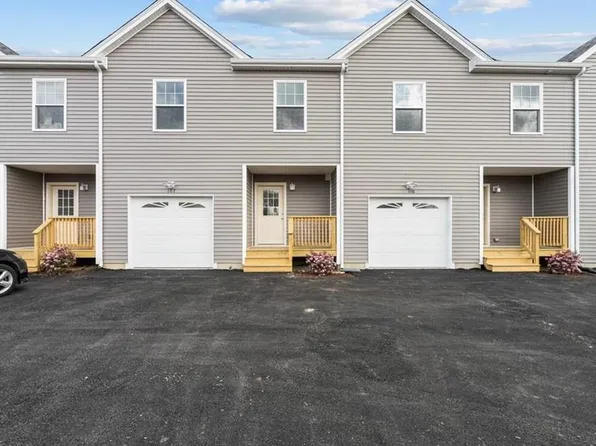 107 Ayda Rose Ave, West Warwick, RI 02893