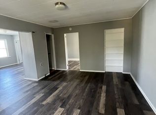 816 2nd St APT 2, Rensselaer, NY 12144