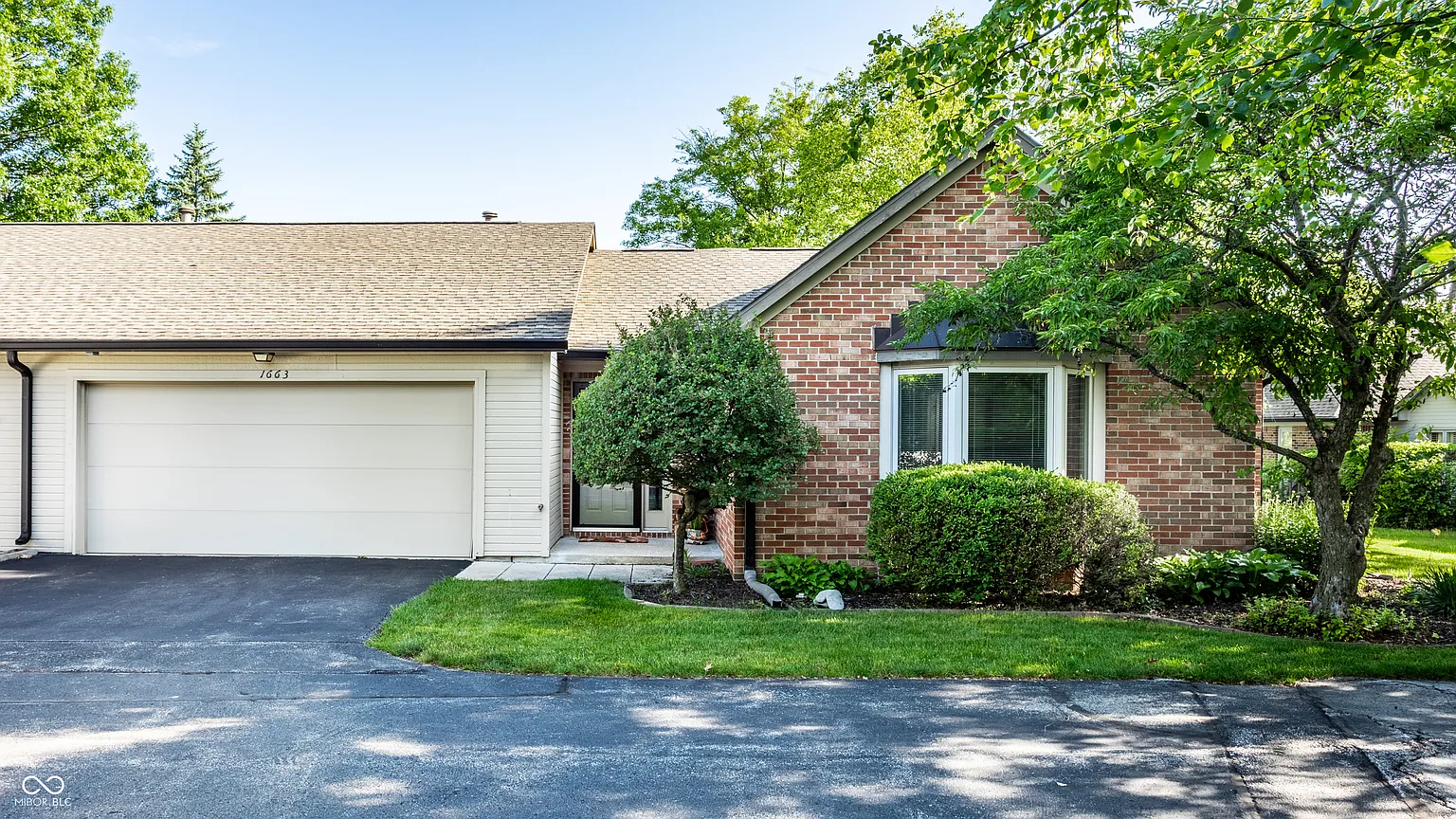 1663 Cloister Dr photo 1