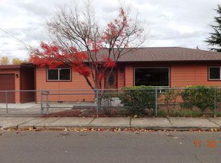 707 W Pilger St, Roseburg, OR 97471
