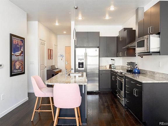 4th image of 2958 N Syracuse St Unit 218