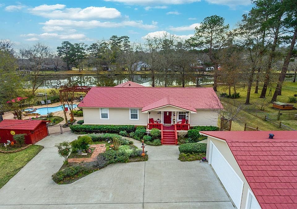 1st image of 10 Lazy Bend Dr