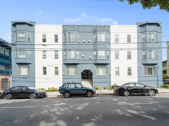 3rd image of 2241 Durant Ave #2B-1Ba-482Sqft