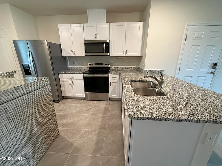 2733 Silver Canoe Dr — Photo 9