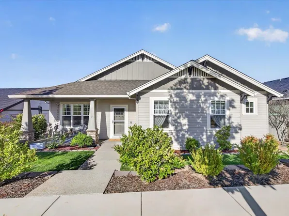 1112 Stanford Ave, Medford, OR 97504