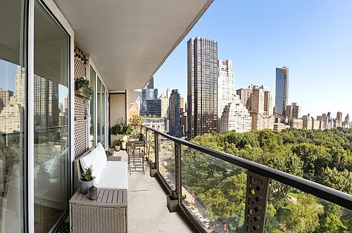 210 Central Park S Photo 1