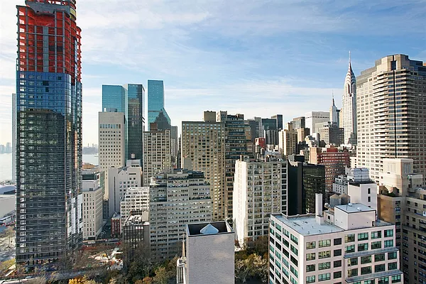 Sold by Corcoran | media 23