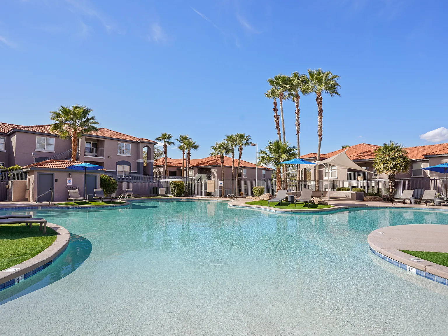 Sonoran Reserve Apartments — Photo 1