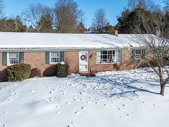 4th image of 494 Stover Rd