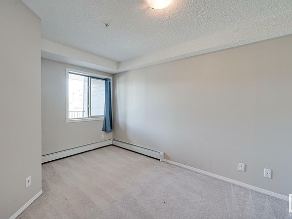 4th image of 11804 22nd Ave SW #207