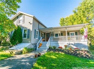 6120 Dugway Rd, Canandaigua, NY 14424