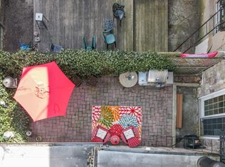 212 9th St #1, Hoboken, NJ 07030