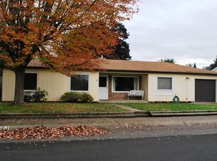 453 W Ballf St, Roseburg, OR 97471