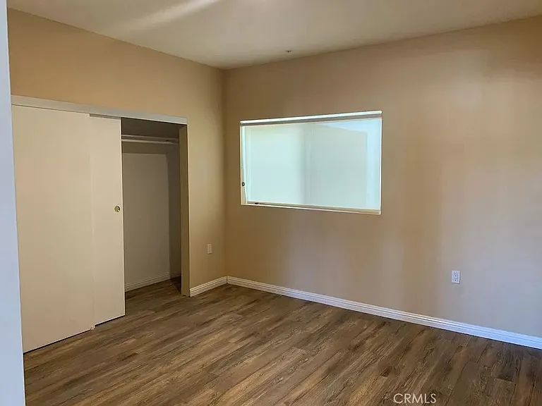 11442 Victory Blvd #403 — Photo 15