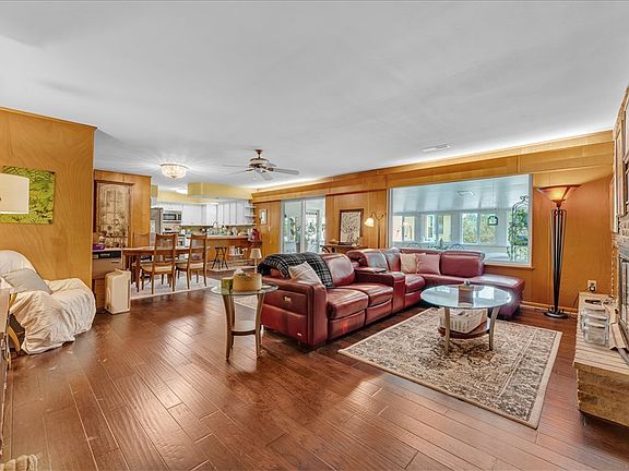 5th image of 1117 Ranch Dr