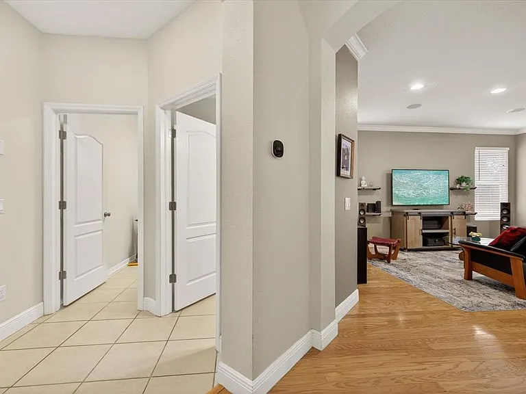 11115 Avery Oaks Dr — Photo 8