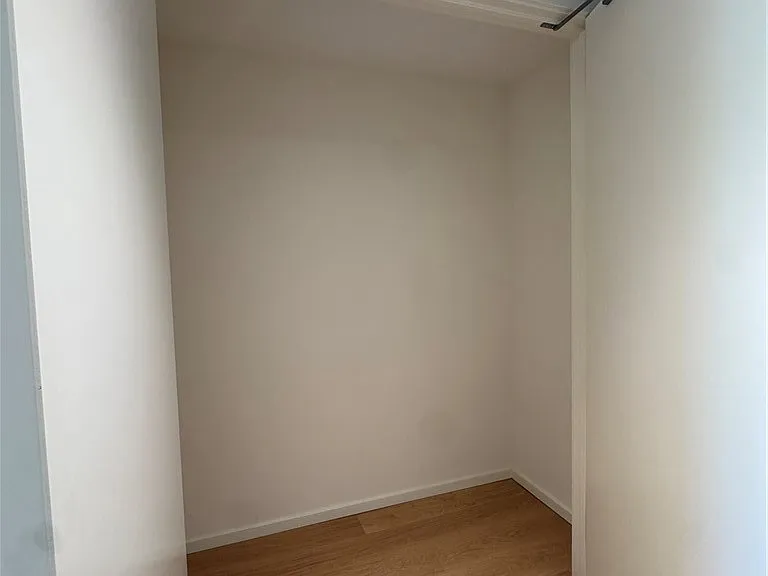 877 Francisco — Photo 13