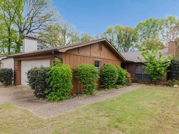 1605 Pickering Dr, Little Rock, AR 72211