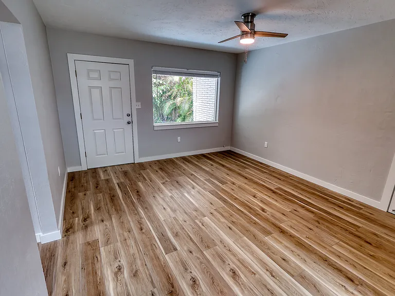 1211 N Osceola Ave #B — Photo 4