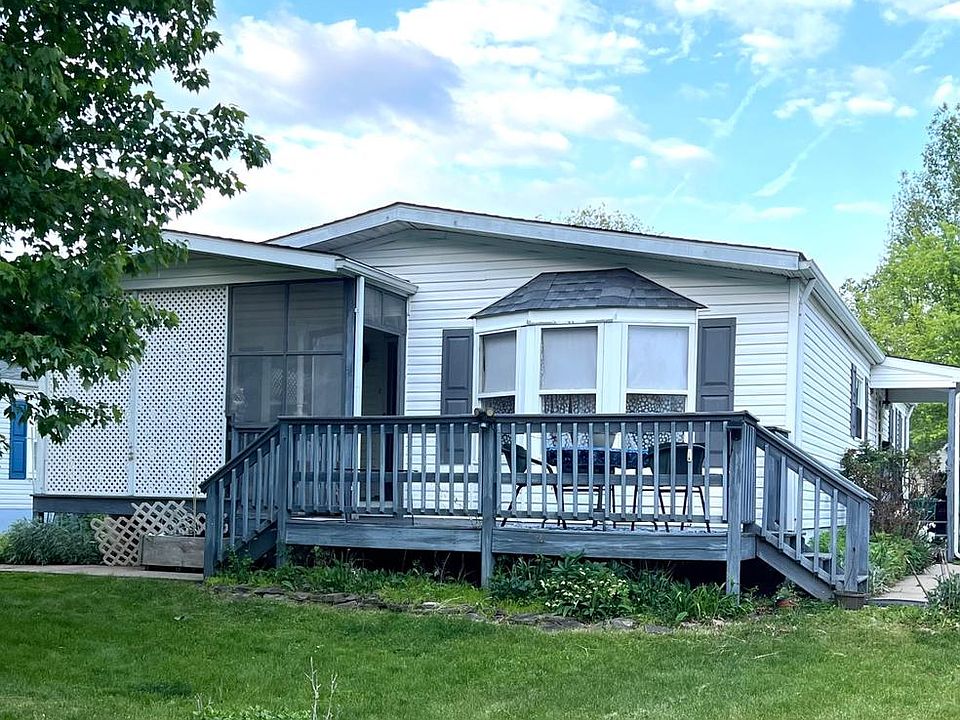 1st image of 764 Aspen Cir