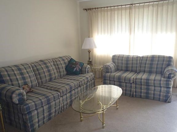 2nd image of 600 Regent Dr