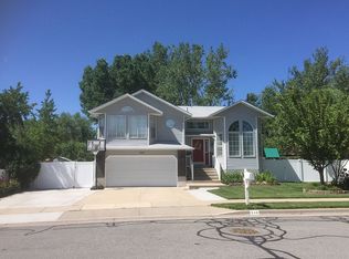 546 W 1650 N, Centerville, UT 84014