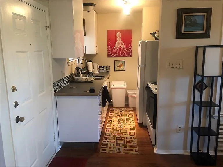 1514 Parker Ln #104 — Photo 5