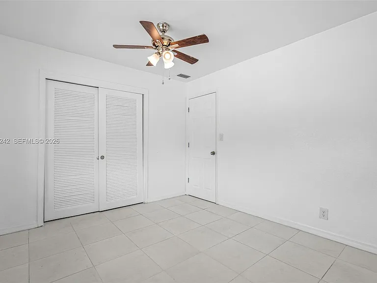 7505 NW 58th St — Photo 18