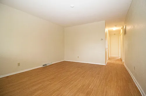 3652 Dixie Dr — Photo 4
