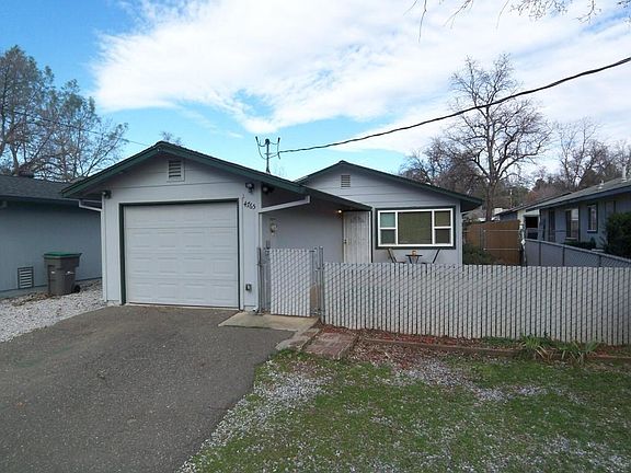 4765 Chico St - Front