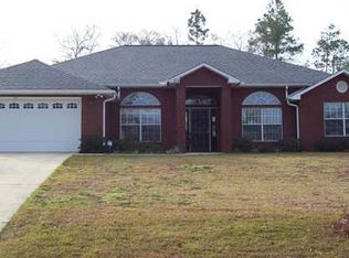 305 Country Club Dr, Crestview, FL 32536
