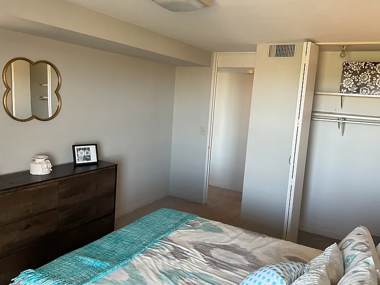 The Jefferson Apartments — Photo 33