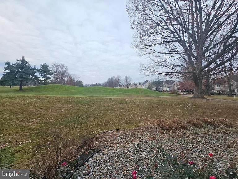 223 Pinecrest Ln — Photo 27