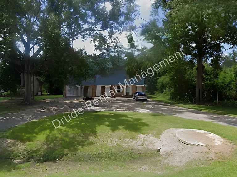 44051 Stein Rd #2 — Photo 1